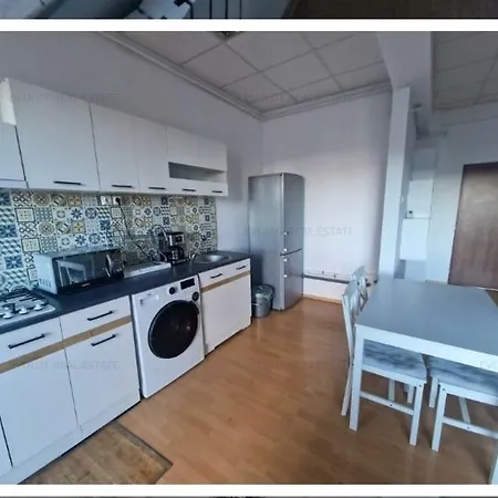 Sunrise Faleza Nord Apartman *