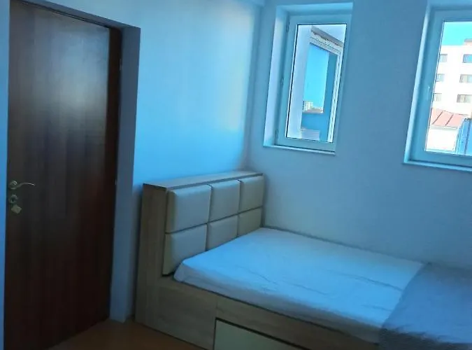 Sunrise Faleza Nord Apartman *